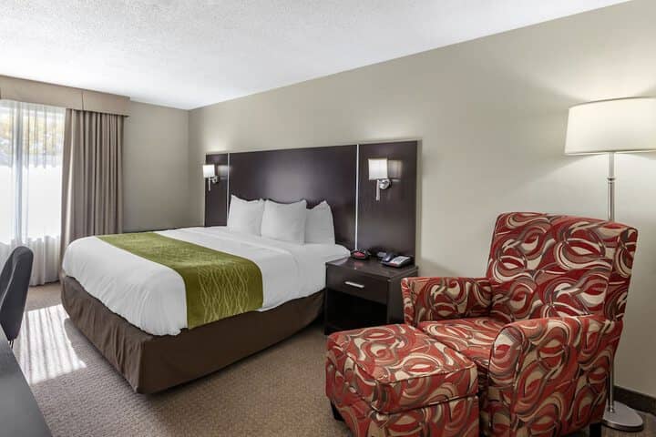 Room 3 of 24