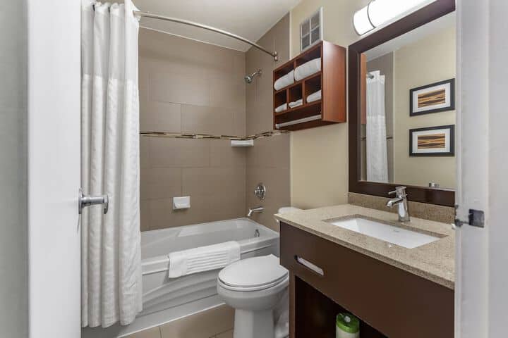 Room 14 of 24